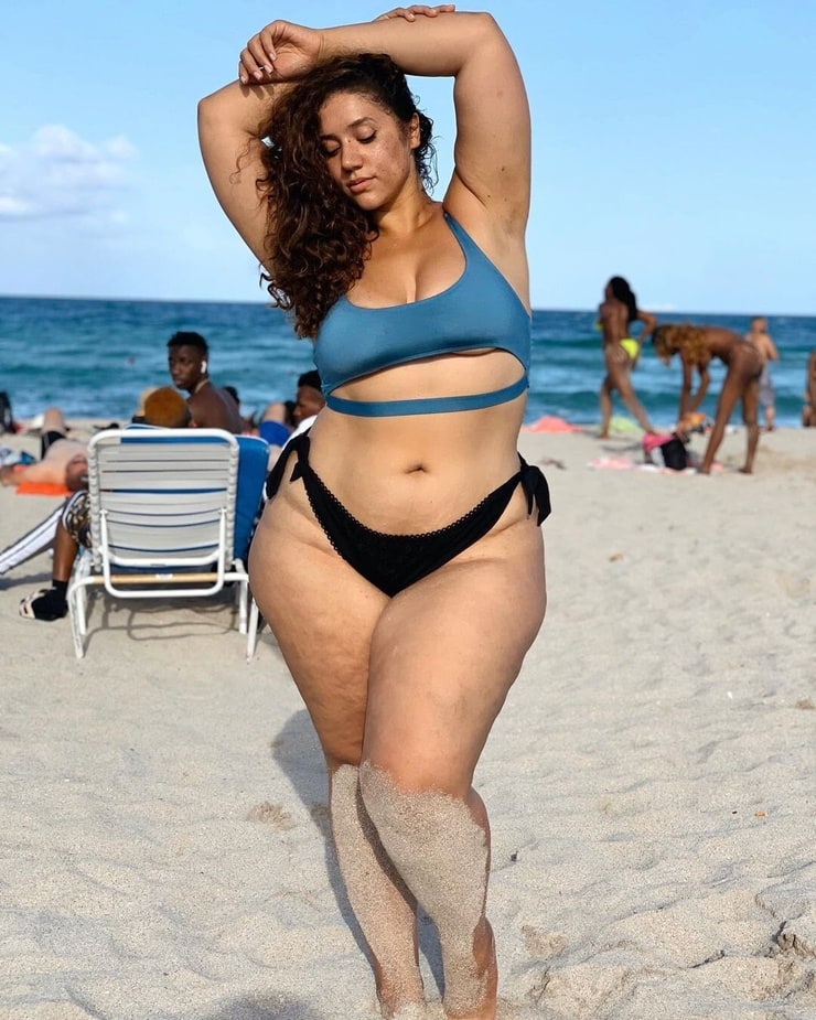 Erica Lauren (Plus Size Model)