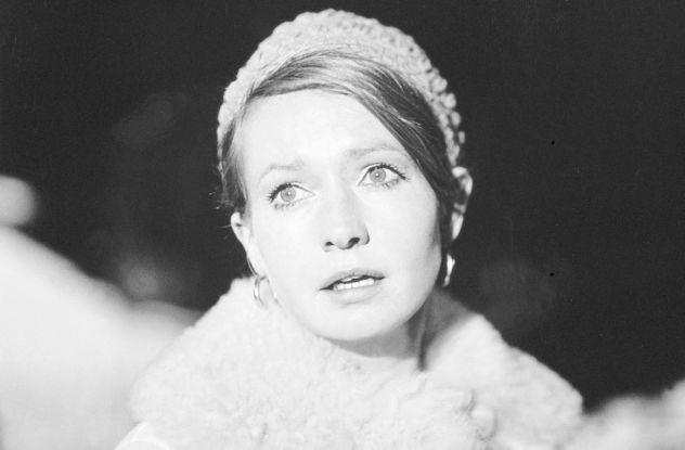 Elzbieta Czyzewska Elzbieta Czyzewska