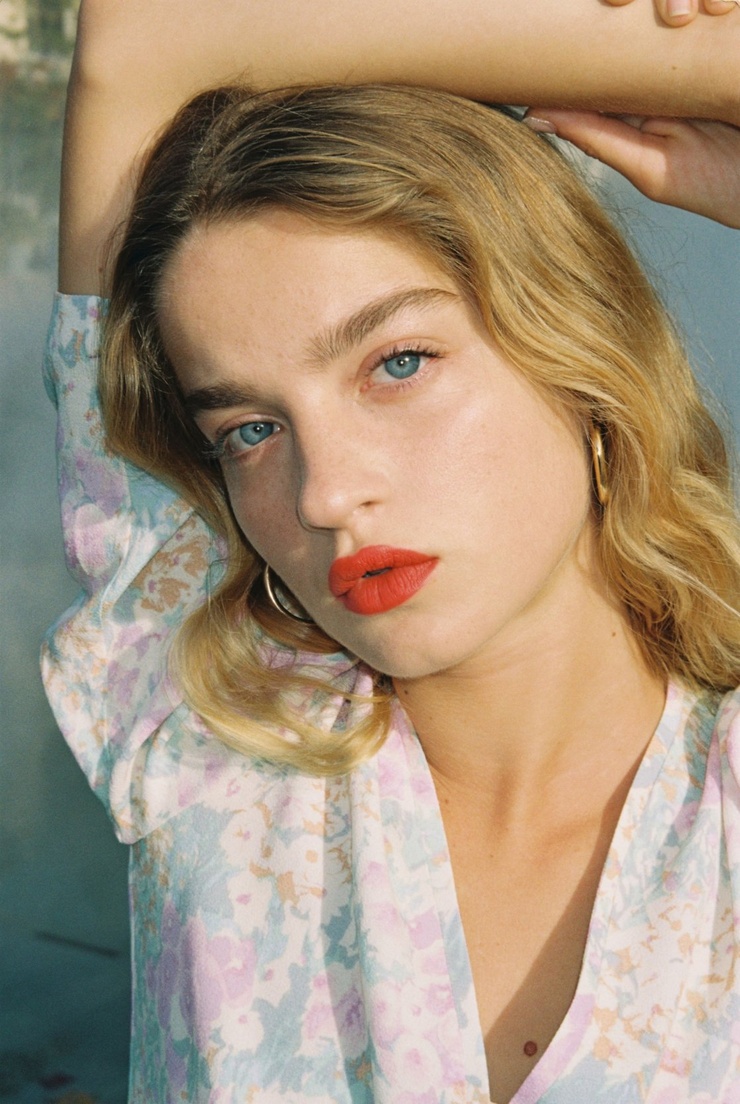 Adele Farine