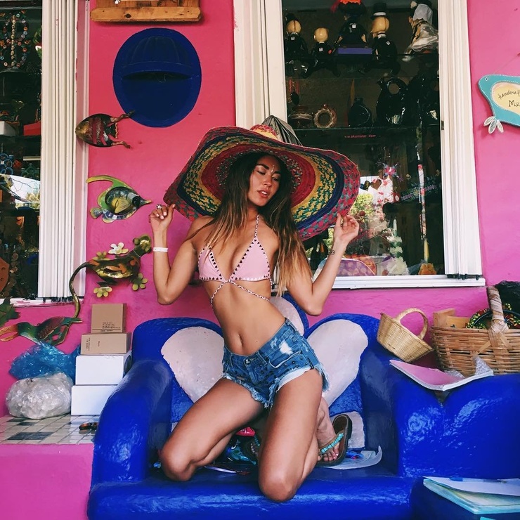 Ana Tanaka (Model)