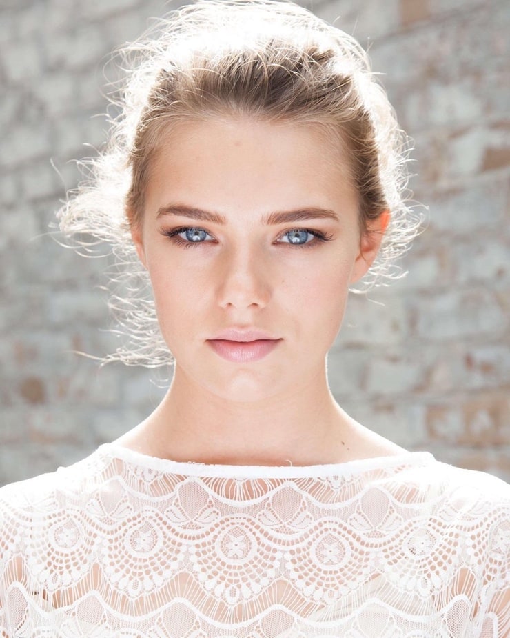Picture of Indiana Evans