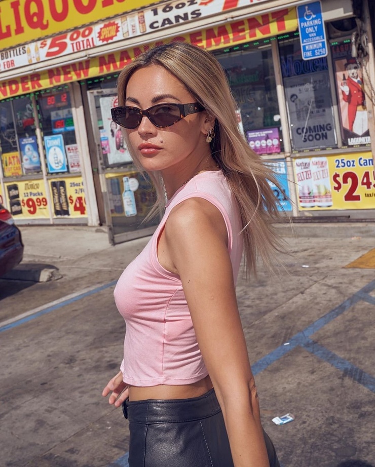 Ana Tanaka (Model)