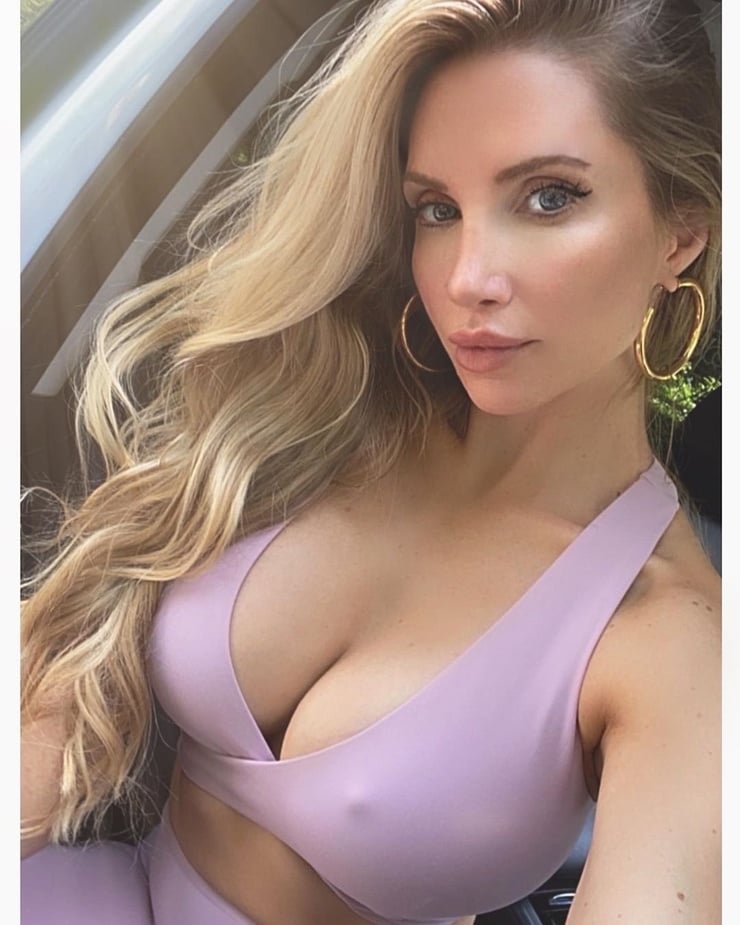 Amanda Lee (I) Amanda Lee (I)