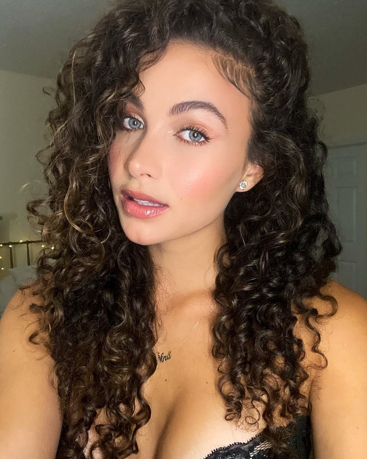 Nina Matos Nina Matos