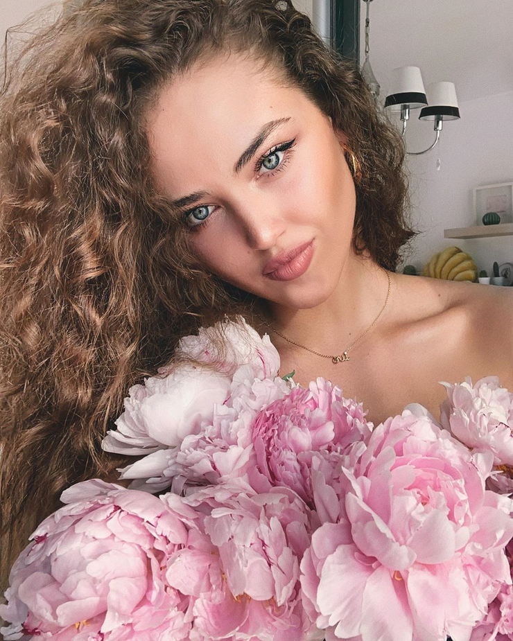 Kristina Krayt Kristina Krayt