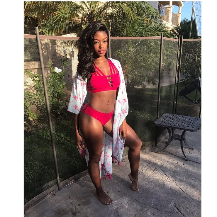 Javicia Leslie Javicia Leslie
