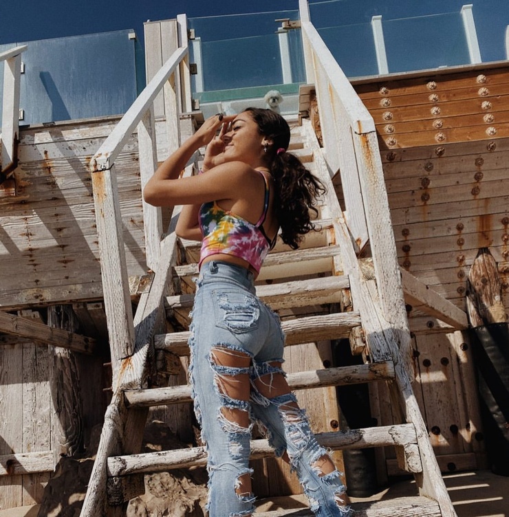 Avani Gregg