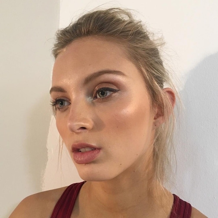Lucy Baddeley Lucy Baddeley