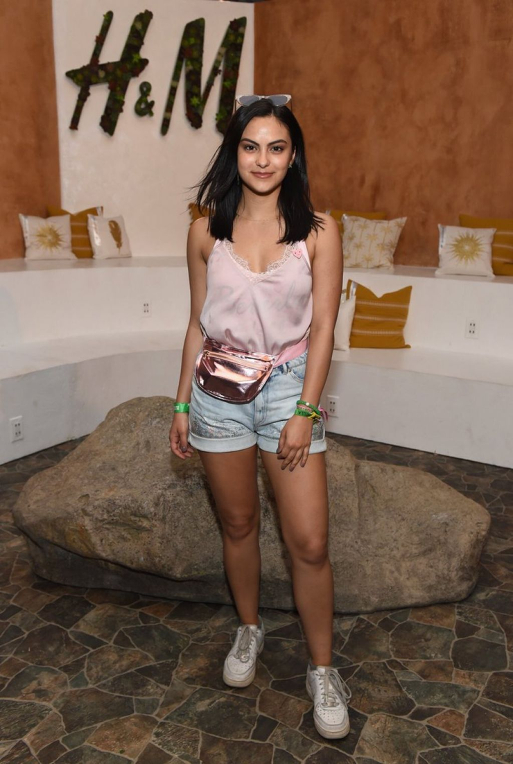 Camila Mendes