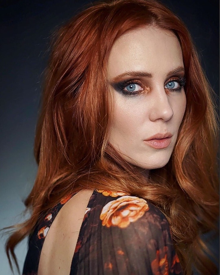 Simone simons фото