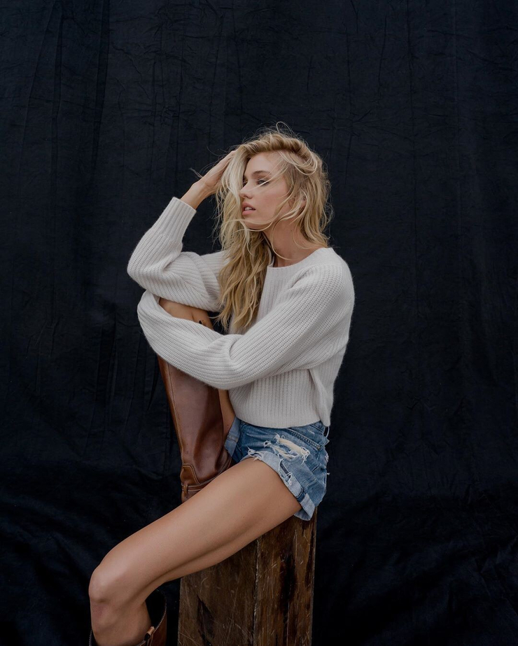 Stella Maxwell