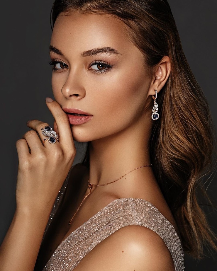 Daria Zotova Daria Zotova