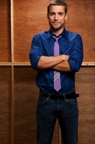 Dustin Milligan