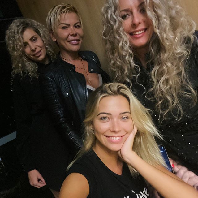 Sandra Kubicka Sandra Kubicka