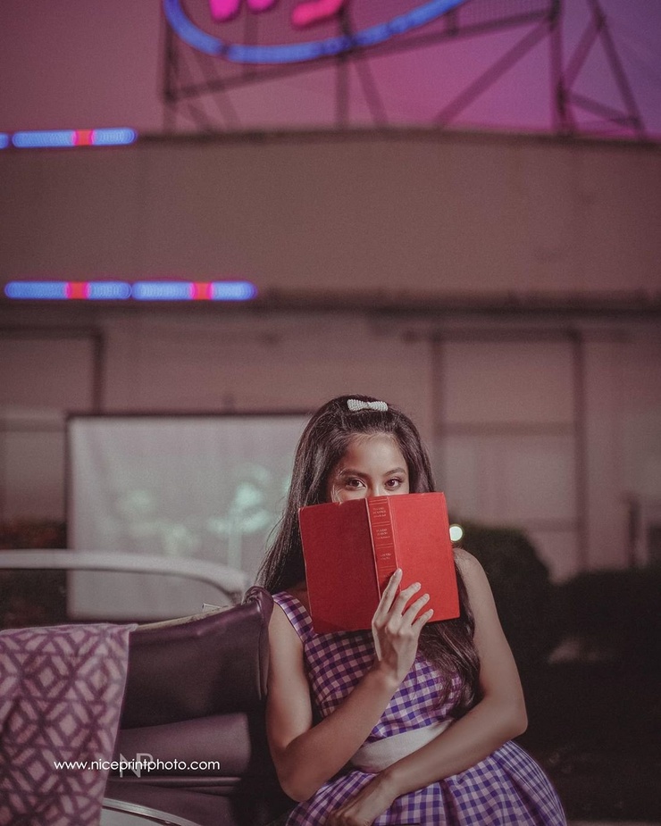 Ylona Garcia