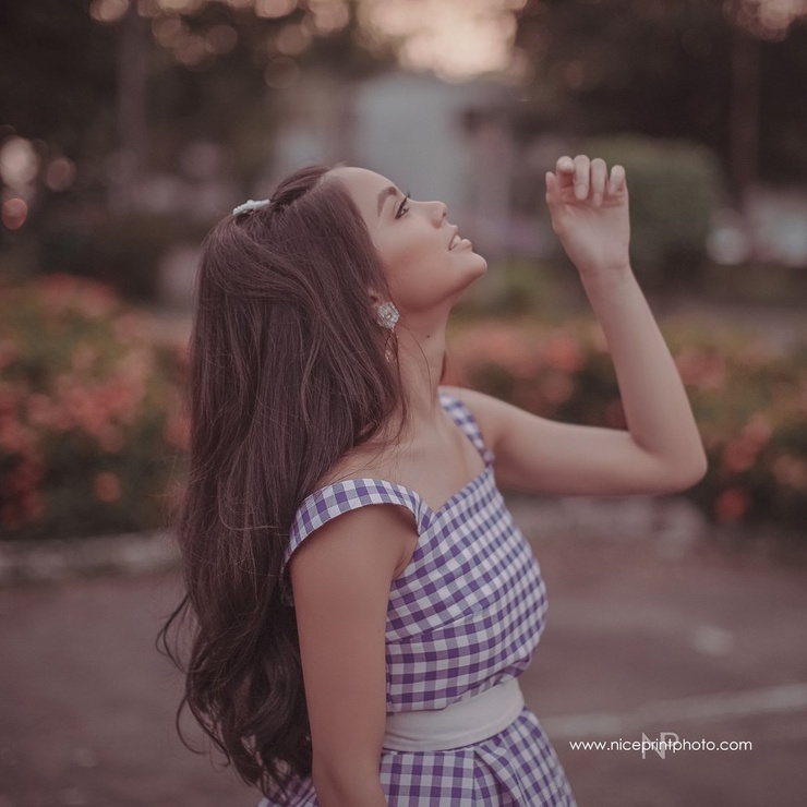 Ylona Garcia