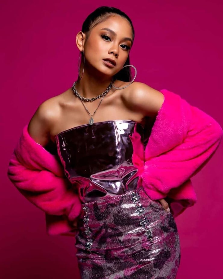 Ylona Garcia