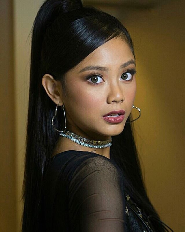 Ylona Garcia
