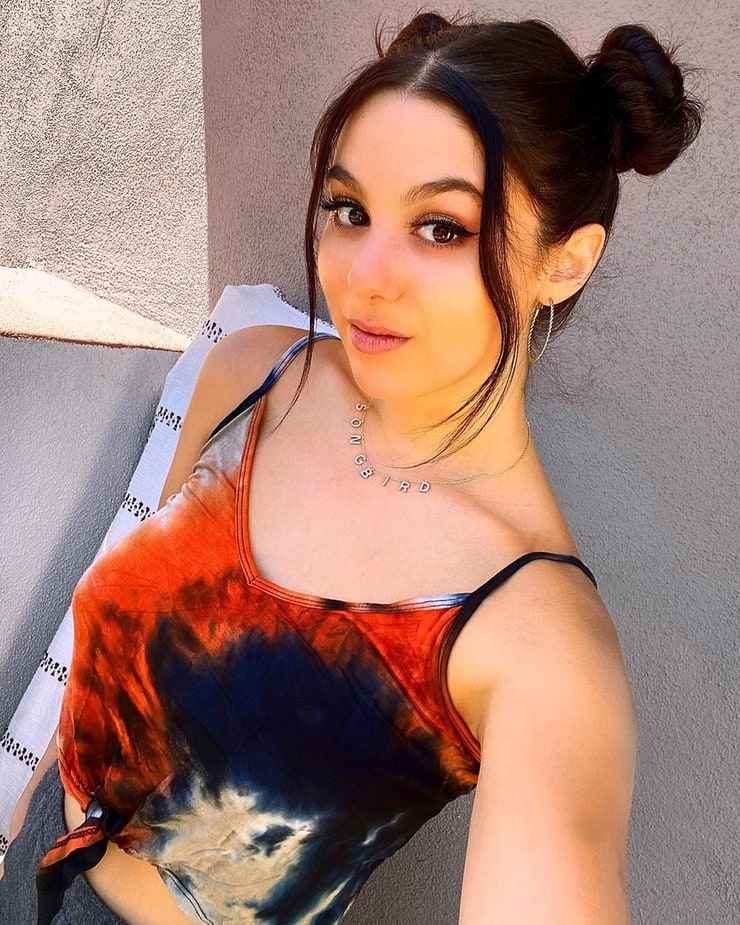 Kira Kosarin