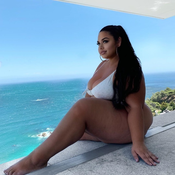 Diana Sirokai Diana Sirokai