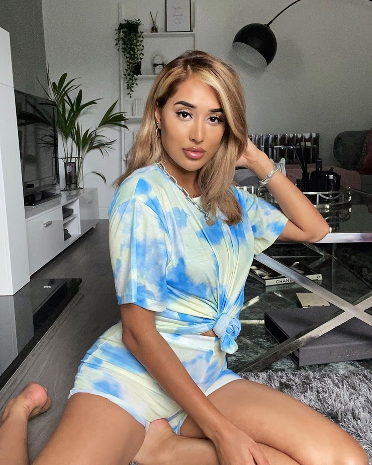 Zahida Allen