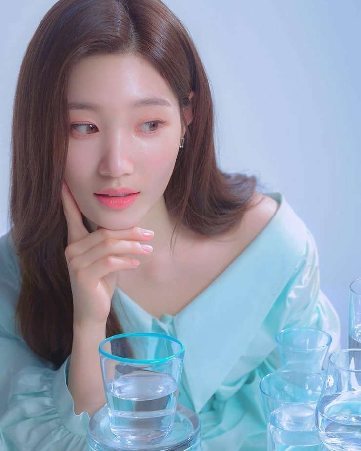 Chae-Yeon Jung Chae-Yeon Jung