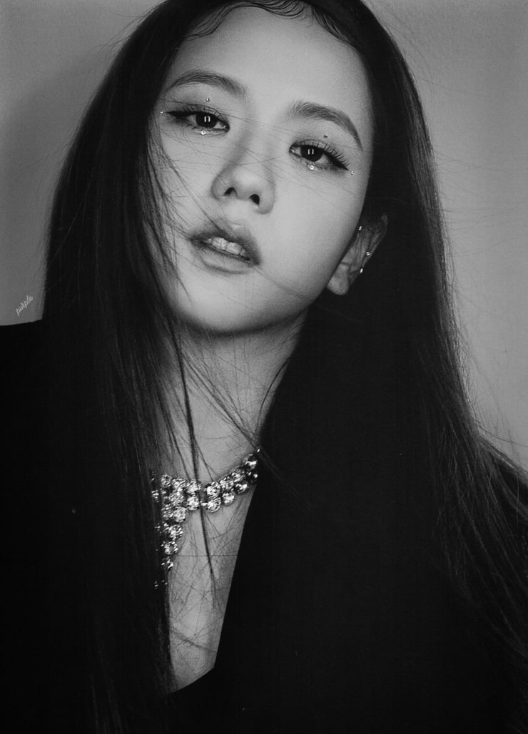 Picture of Kim Jisoo