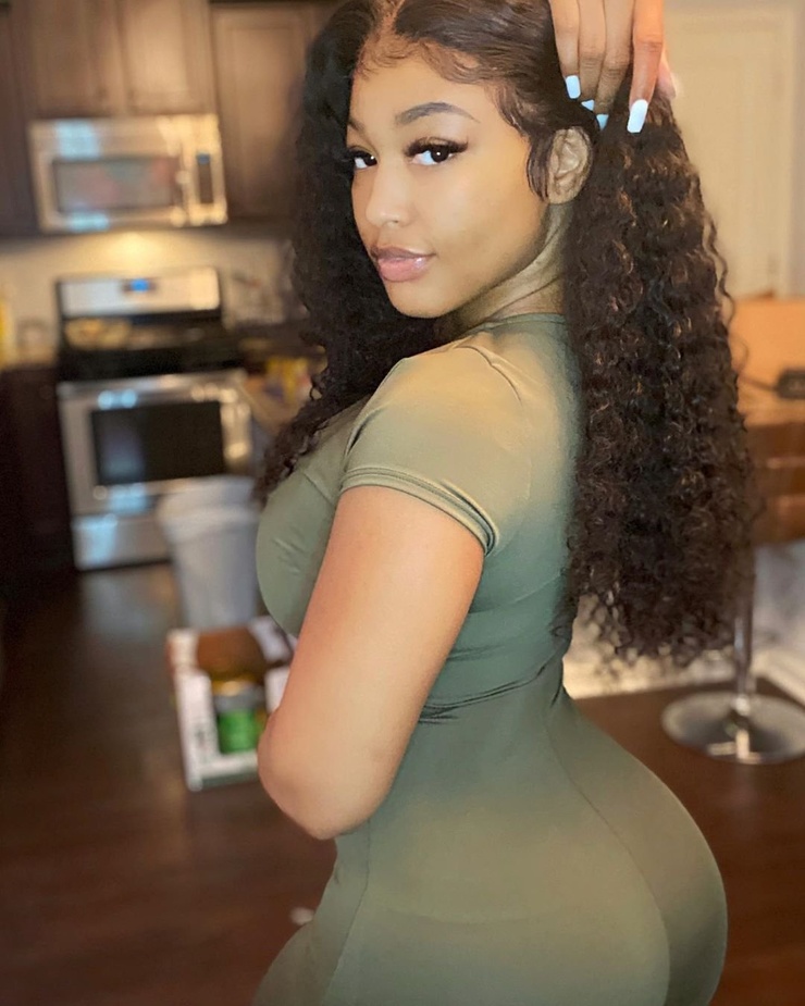 Ariel Foxx