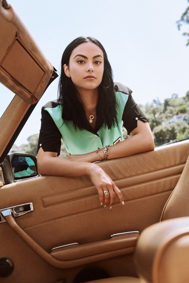 Camila Mendes