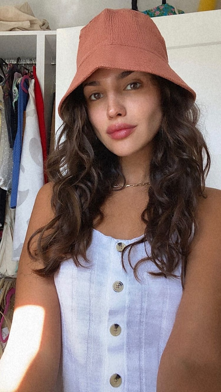 Eiza Gonzalez