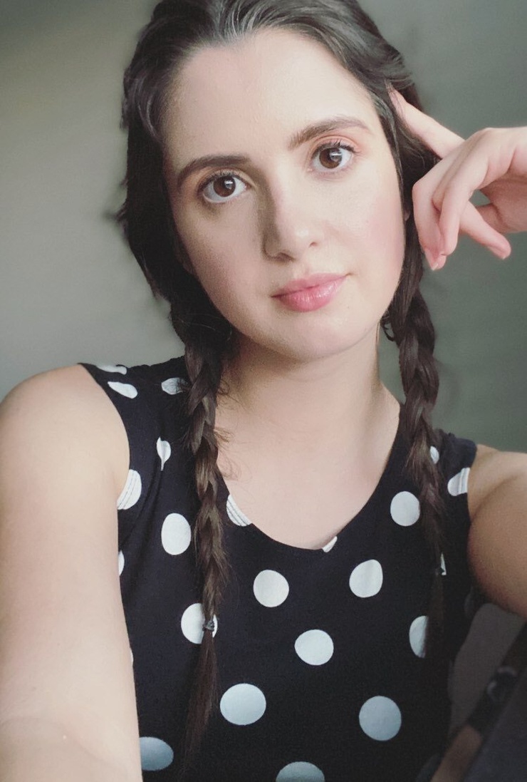 Laura Marano