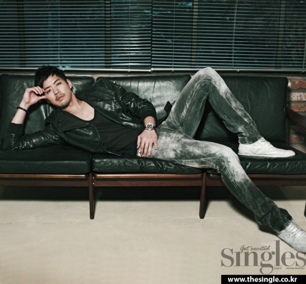 Sang-Yoon Lee