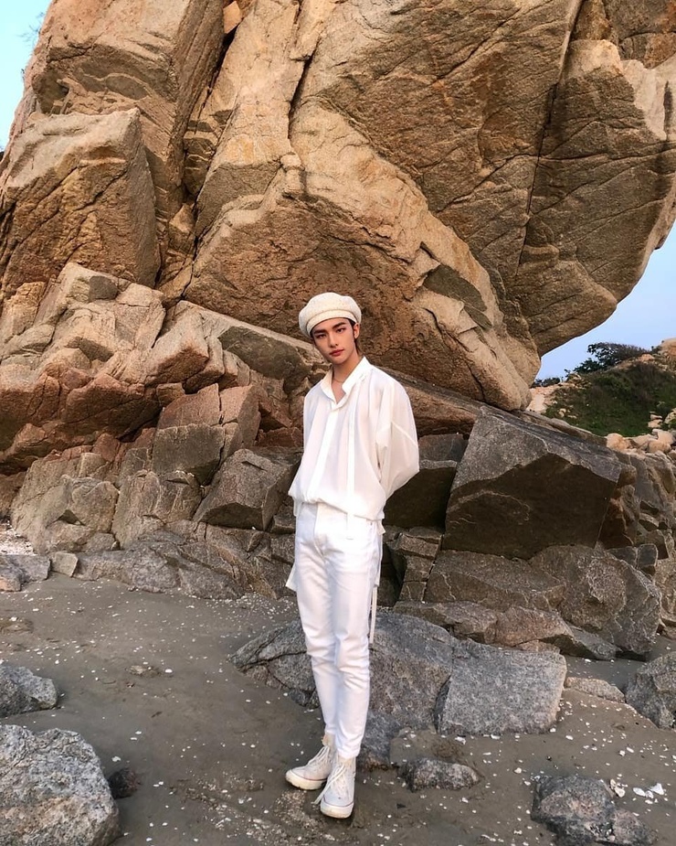 Hyun-Jin Hwang
