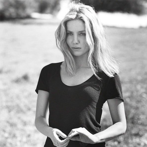 Annabelle Wallis