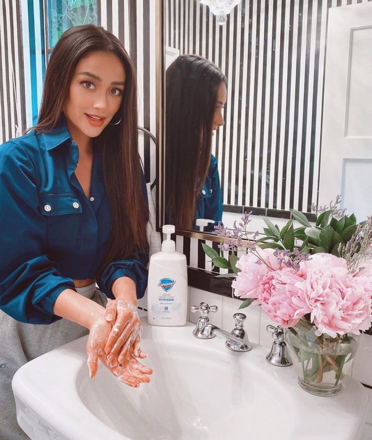 Shay Mitchell Shay Mitchell