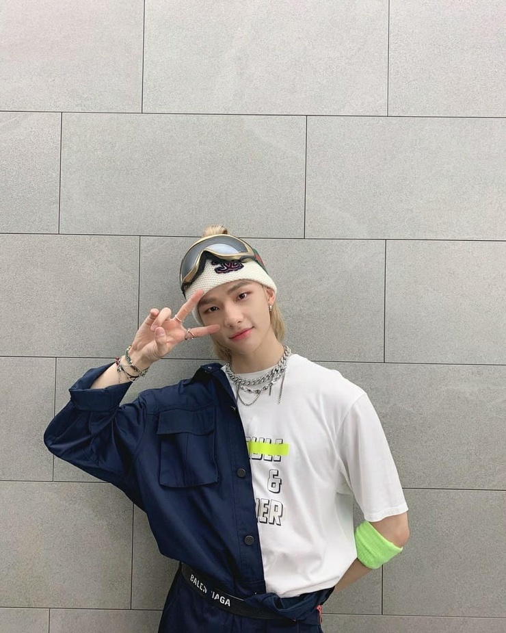 Hyun-Jin Hwang Hyun-Jin Hwang