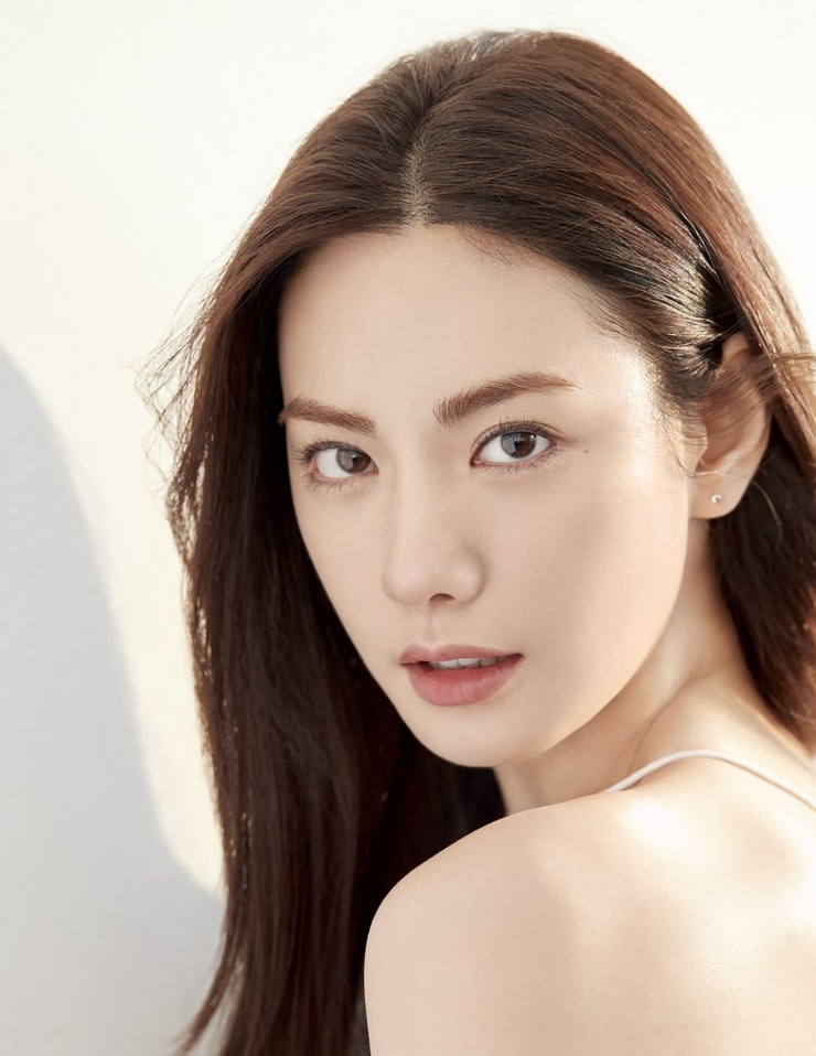 Im Jin Ah Image