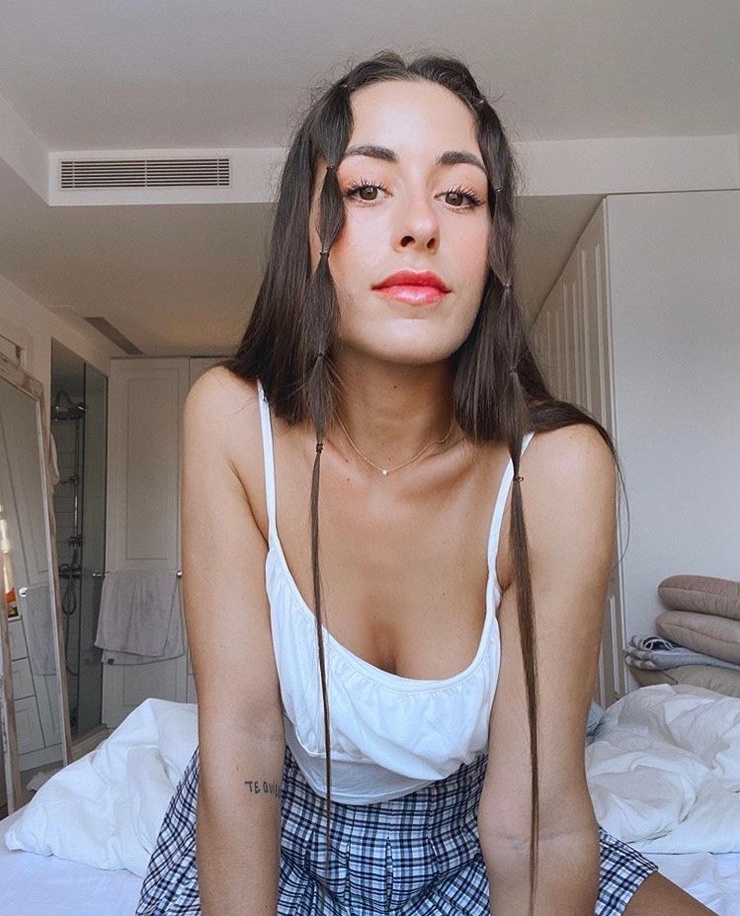 Paula Gonu Paula Gonu