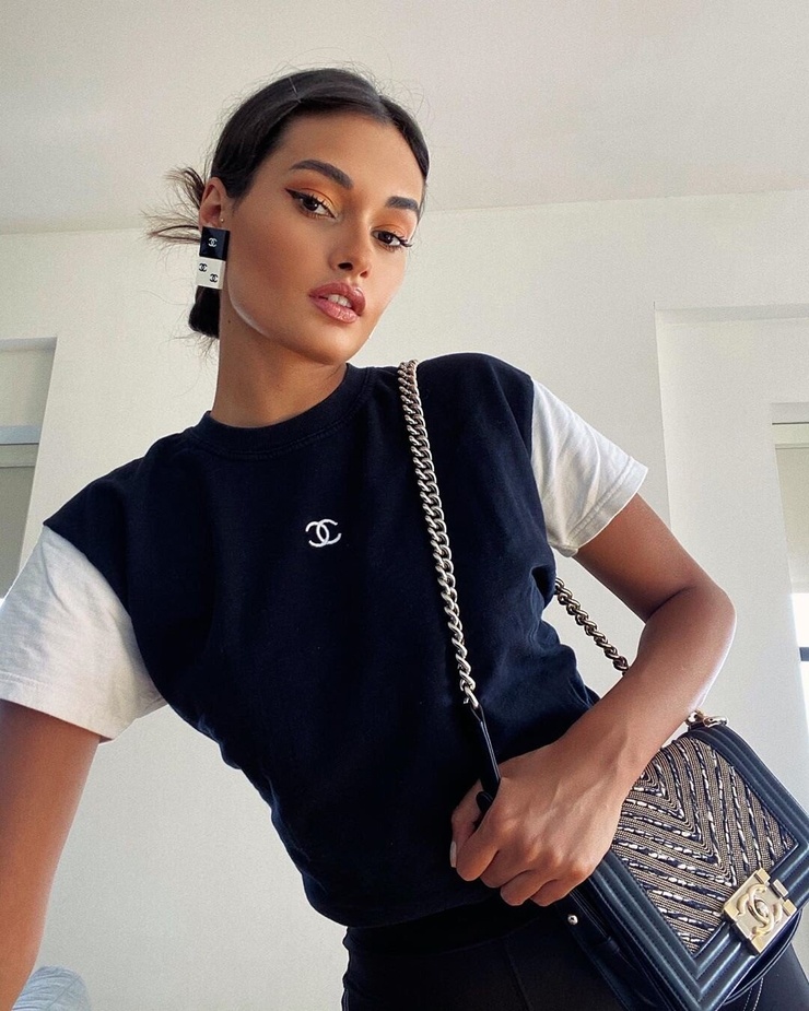 Gizele Oliveira Gizele Oliveira