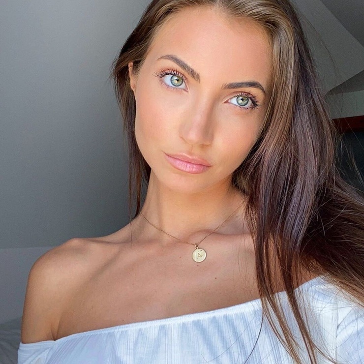 Anna Louise Anna Louise