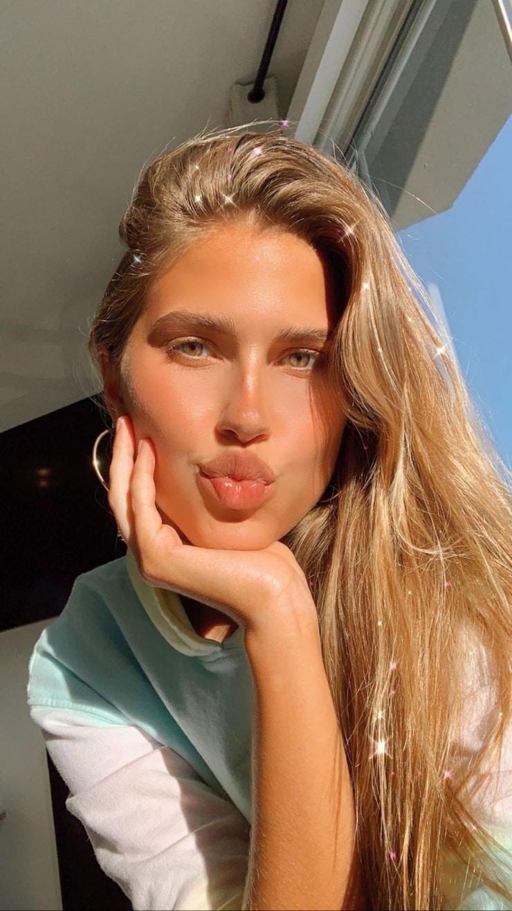 Kara del toro фото