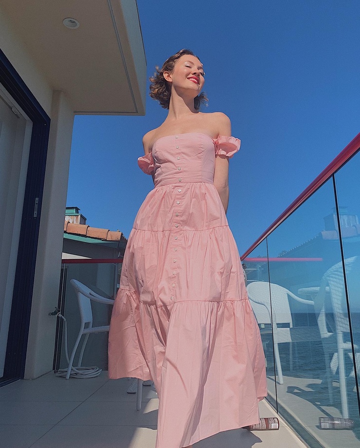 Iris Apatow Iris Apatow