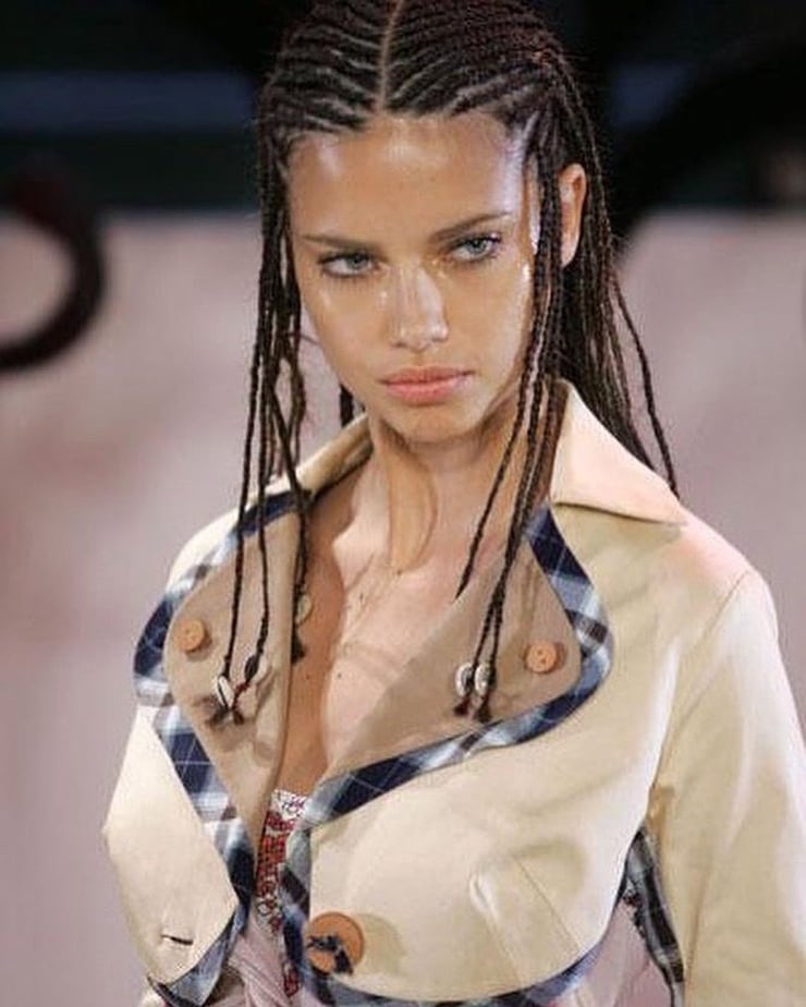 Picture of Adriana Lima