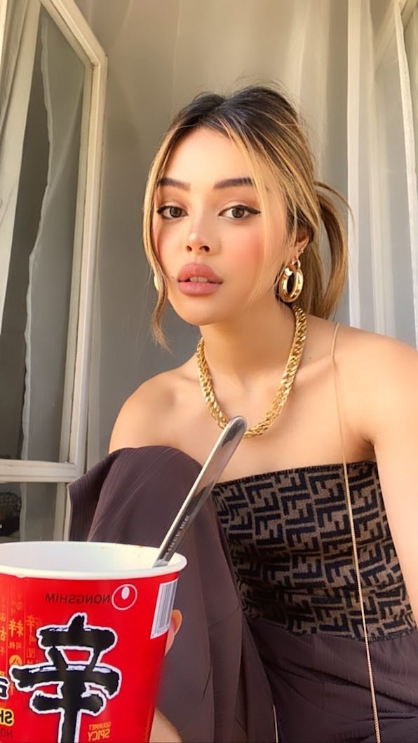 Lily Maymac