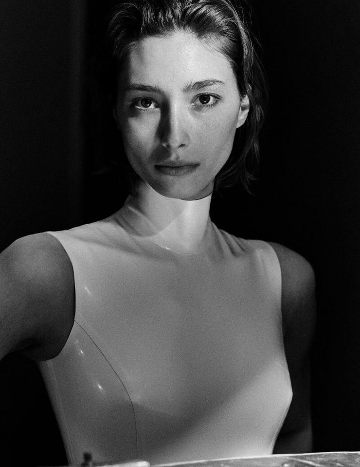 Alexandra Agoston Alexandra Agoston