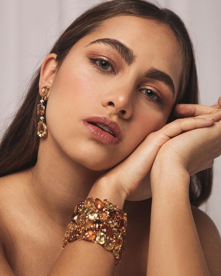 Camila Cisneros Camila Cisneros
