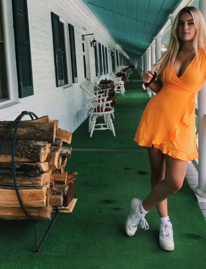 Isabella Alexander Isabella Alexander