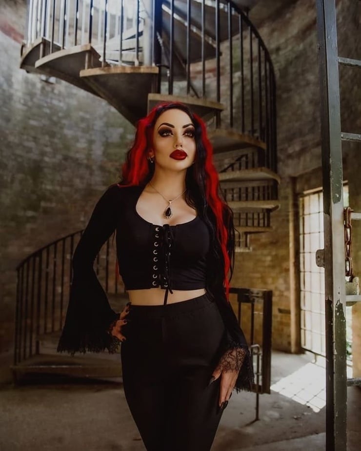 Picture Of Dani Divine