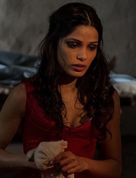 Phaedra (Freida Pinto)