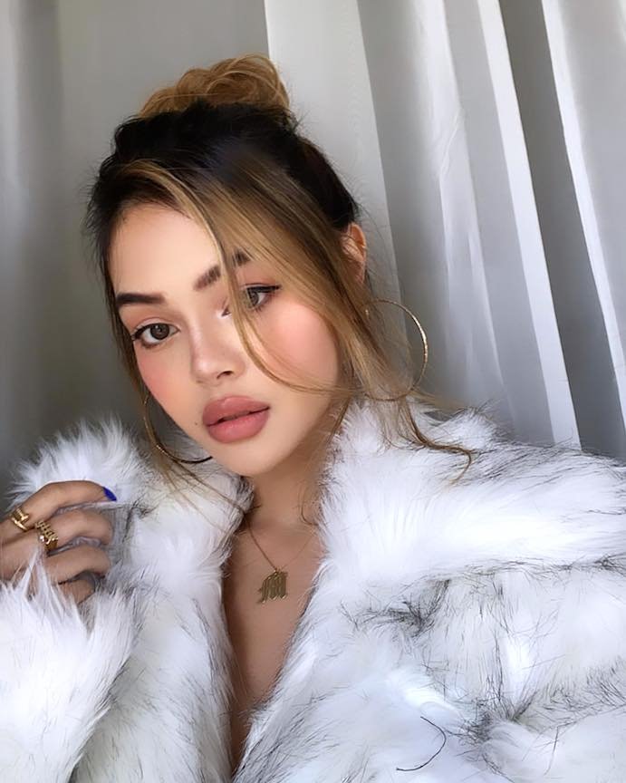 Lily Maymac
